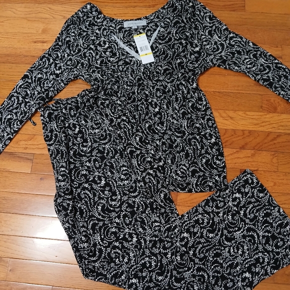 ANNE Klein 2. Size M. PAJAMA SET - Picture 5 of 9